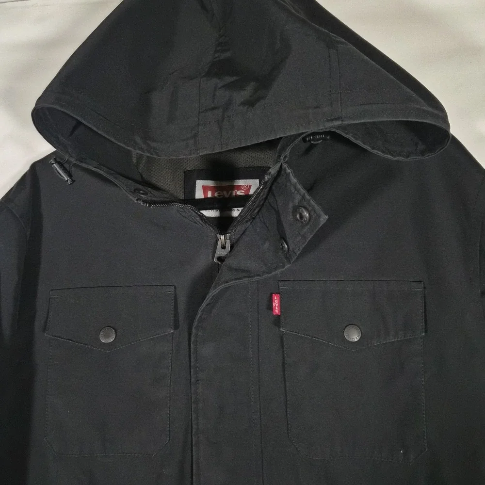 Levi's Mens Large Black Hooded Rain Jacket Lightweight Windbreaker Full Zip... - Picture 2 of 10